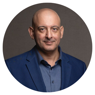 David M Calduch